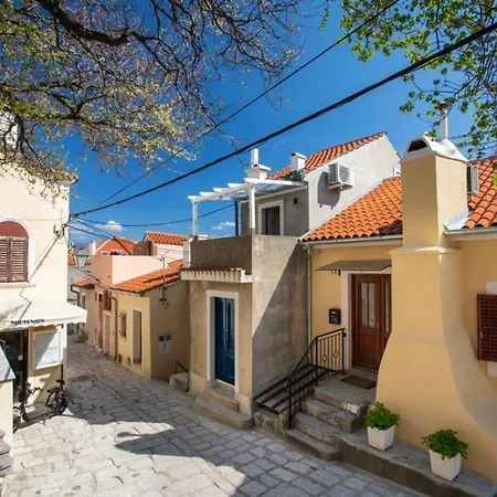 Apartment Myrjam *