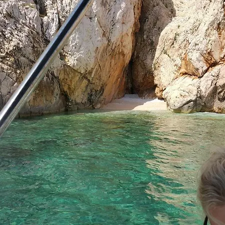 Myrjam アパート *