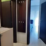 Myrjam באסקה