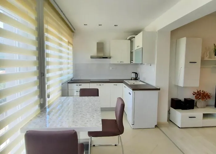 Apartment Myrjam *